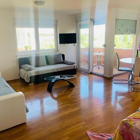 Apartments Nika Sukosan Ngoại thất bức ảnh