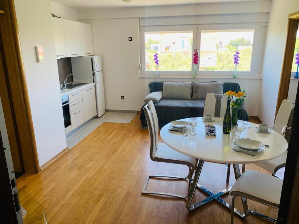 Apartments Nika Sukosan Ngoại thất bức ảnh