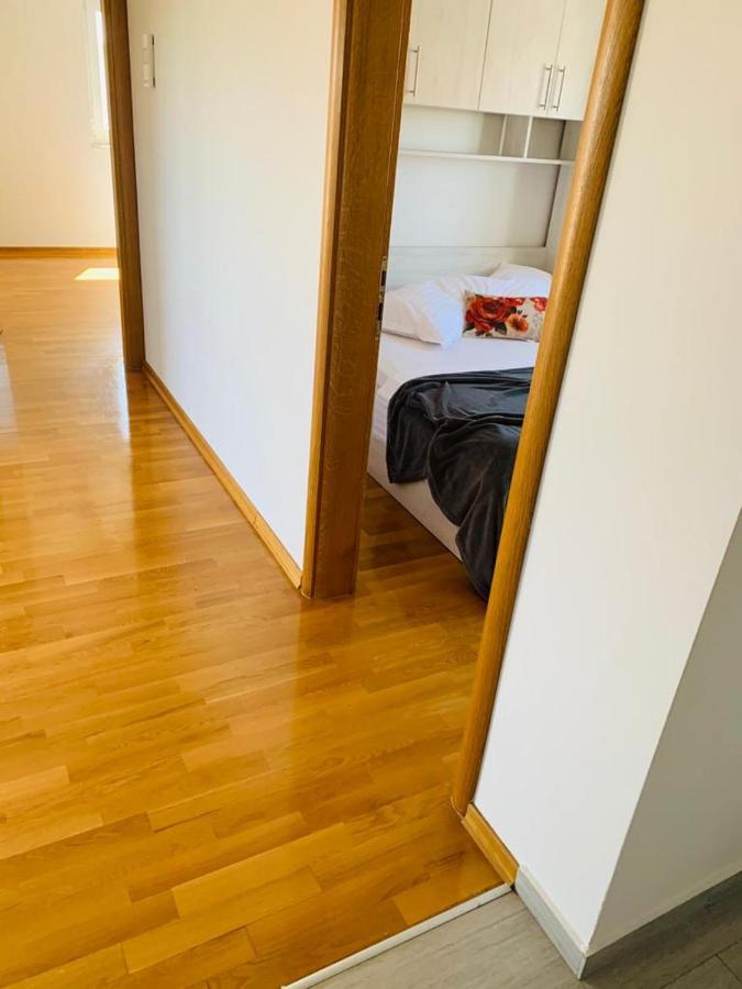 Apartments Nika Sukosan Ngoại thất bức ảnh