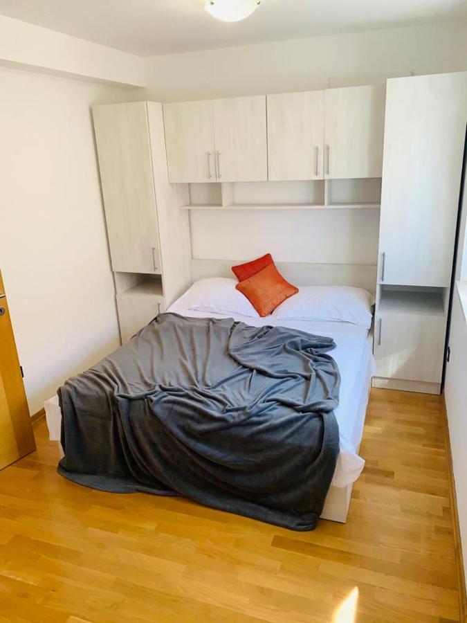 Apartments Nika Sukosan Ngoại thất bức ảnh