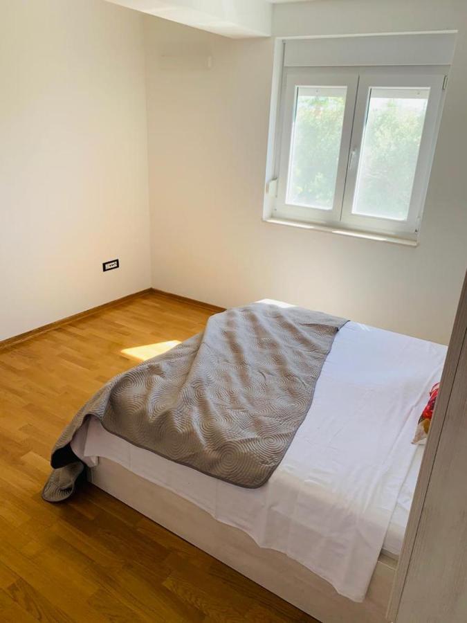 Apartments Nika Sukosan Ngoại thất bức ảnh