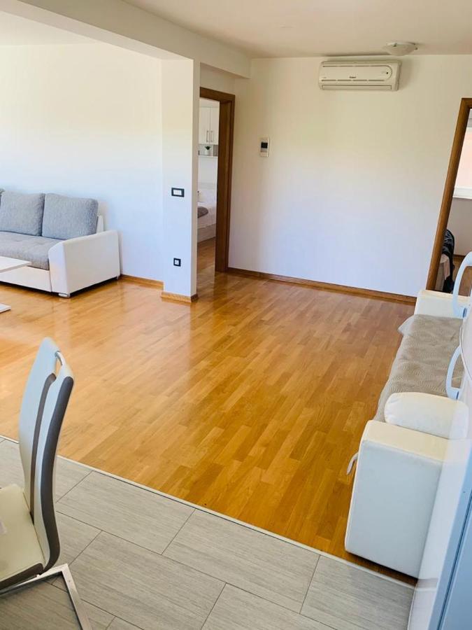 Apartments Nika Sukosan Ngoại thất bức ảnh
