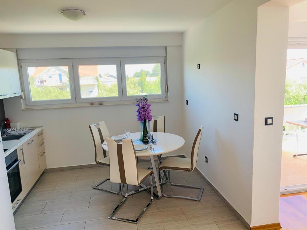 Apartments Nika Sukosan Ngoại thất bức ảnh